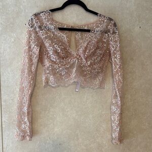 Elegant Lace Long Sleeve Crop Top - Pink